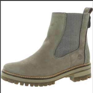 Timberland Women’s Courmayeur Valley Suede Lugged Sole Ankle Boot